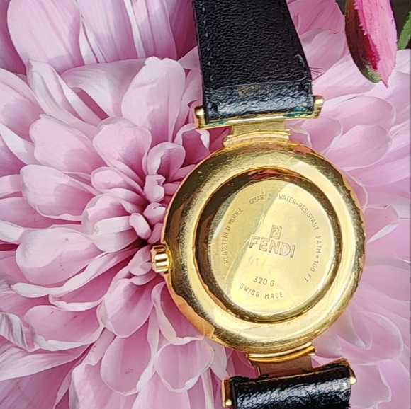 Fendi watch - Picture 12 of 16